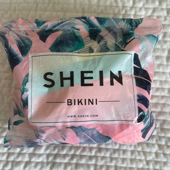 SHEIN MULTI COLOR STRIPED 2 PC BIKINI SIZE XL NEW - Picture 9 of 10